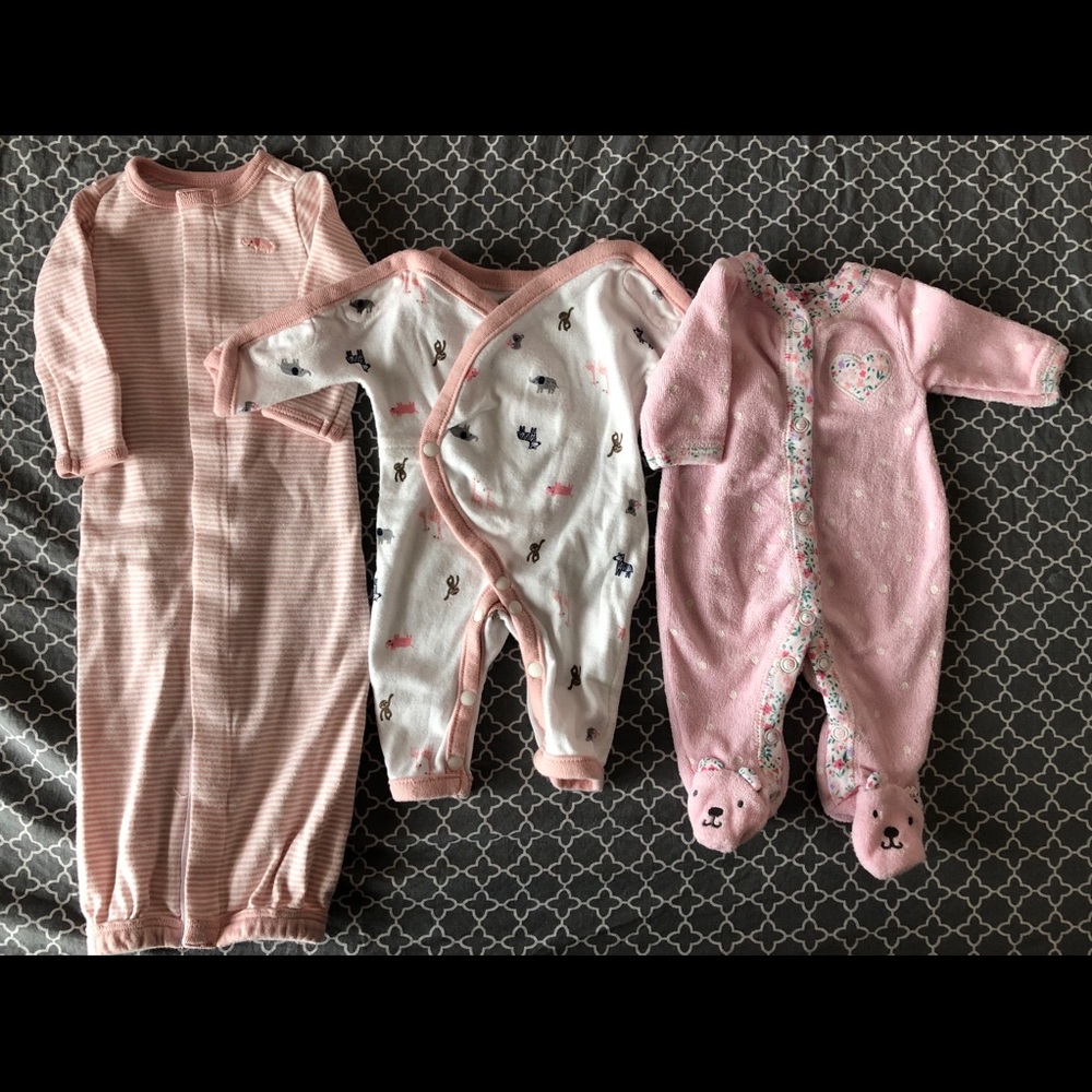 Carter's Preemie gown, outfit, sleeper